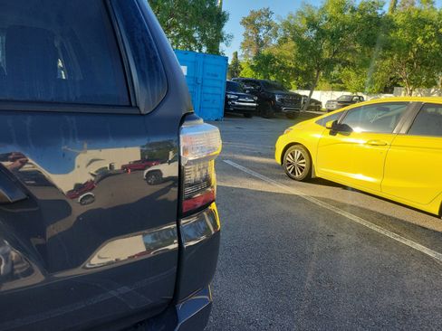 Used 2024 Toyota 4Runner TRD Off-Road Premium image 17