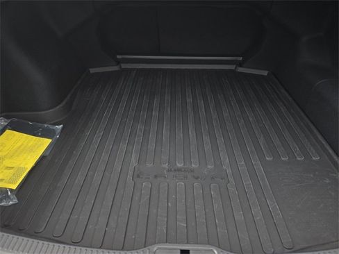 Used 2025 Toyota Crown Limited image 13