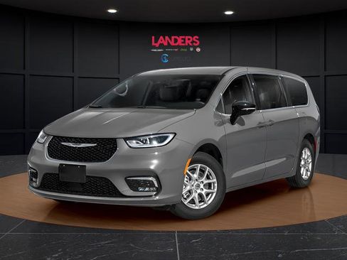 New 2026 Chrysler Pacifica Limited image 1