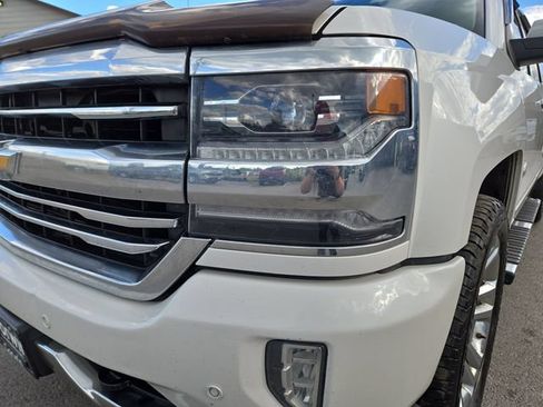 Used 2018 Chevrolet Silverado 1500 High Country AWD/4WD image 6