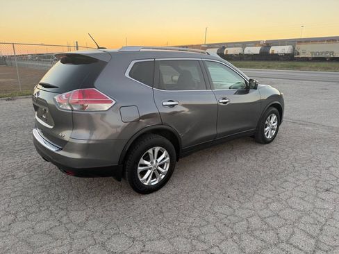 Used 2015 Nissan Rogue SV w/ SV Premium Package FWD image 5