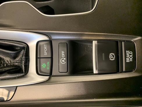 Used 2022 Honda Accord Sport image 44