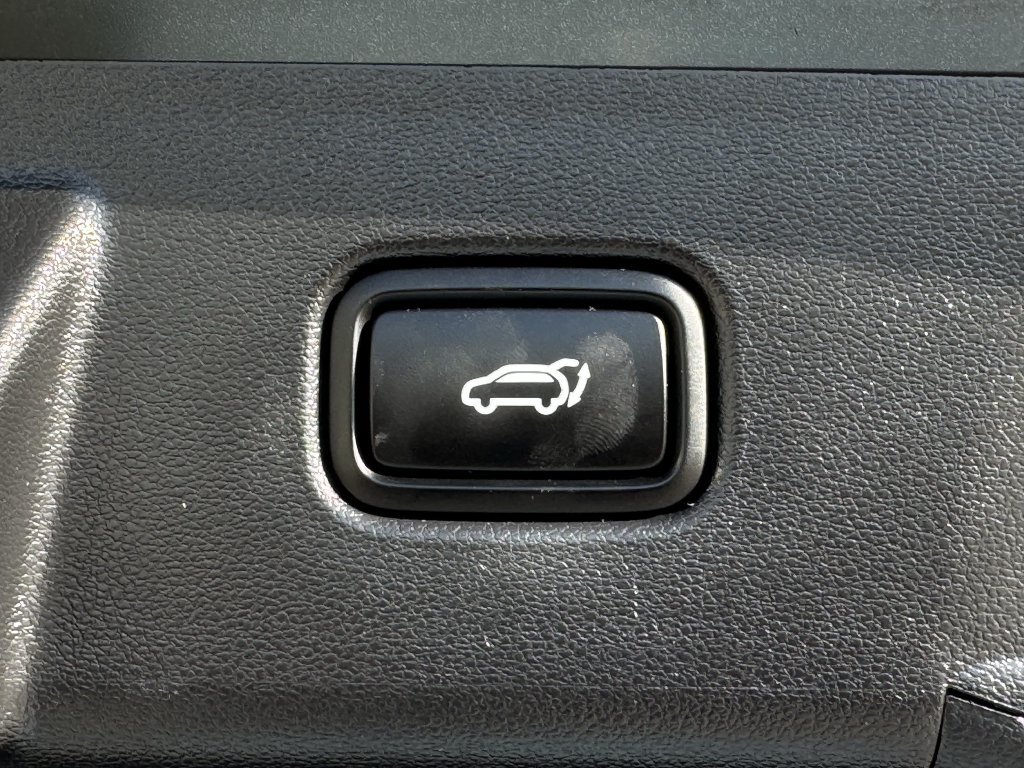 Used 2022 Hyundai Tucson Limited FWD image 32