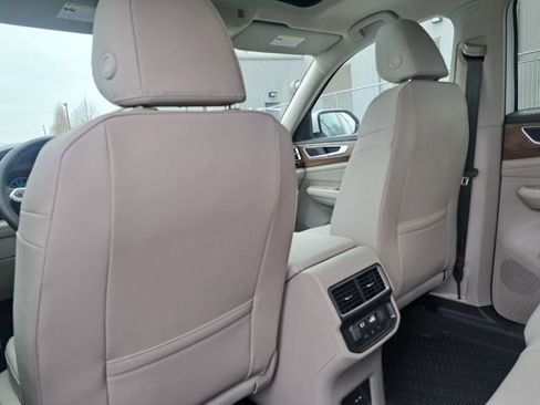 New 2026 Volkswagen Atlas SE FWD image 23