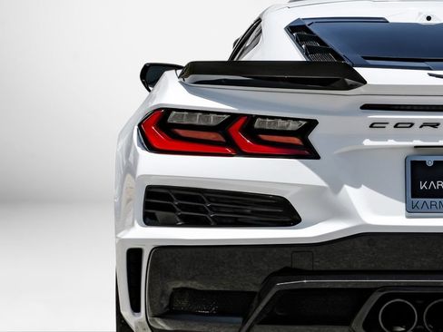 Used 2024 Chevrolet Corvette Z06 RWD image 39