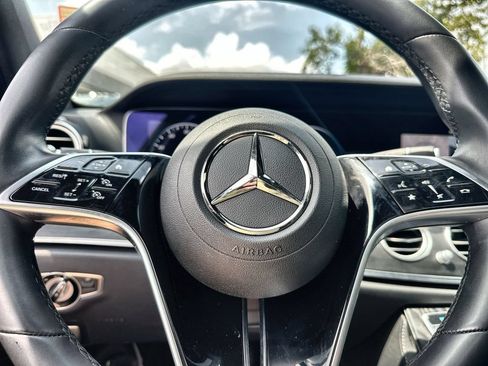 Used 2022 Mercedes-Benz E 350 Sedan image 33