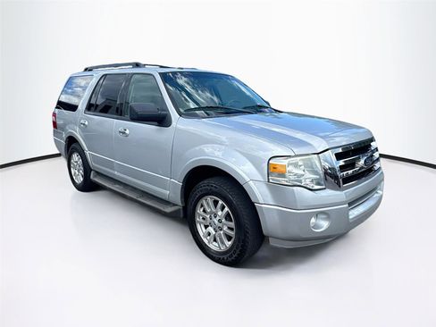 Used 2014 Ford Expedition XLT RWD image 1