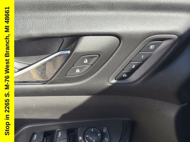 Used 2017 GMC Acadia SLT AWD/4WD image 15