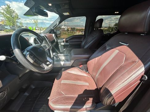 Used 2015 Ford F150 Platinum w/ Equipment Group 701A Luxury AWD/4WD image 14