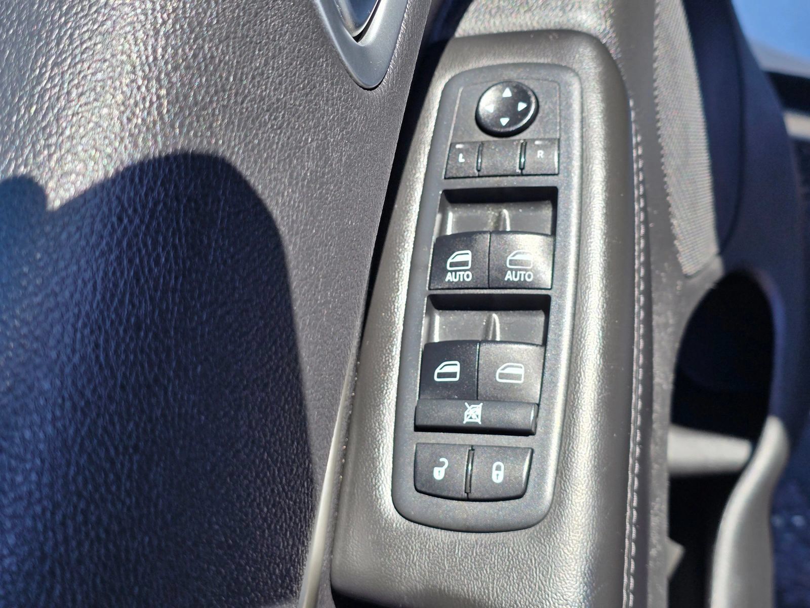 Used 2019 Dodge Durango SXT w/ Trailer Tow Group IV RWD image 20