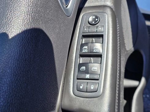 Used 2019 Dodge Durango SXT w/ Trailer Tow Group IV RWD image 20