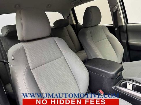Used 2019 Toyota Tacoma SR5 image 20