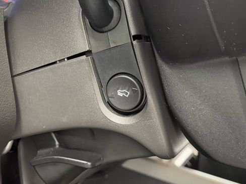 Used 2013 Ford F250 Lariat w/ Lariat Chrome Pkg image 21