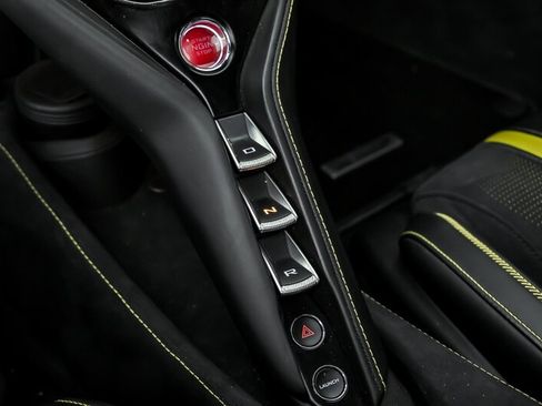 Used 2018 McLaren 720S RWD image 37