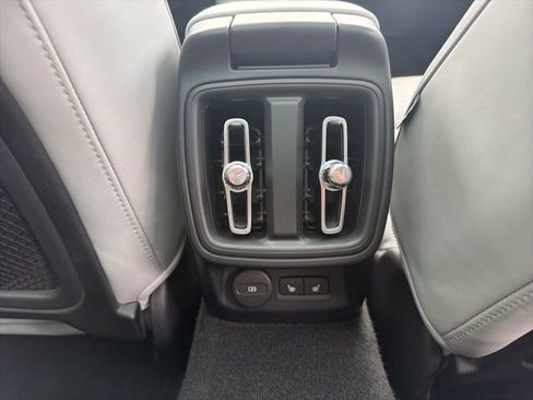 Used 2023 Polestar Polestar 2 image 17