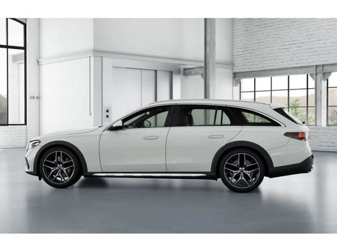 New 2026 Mercedes-Benz E 450 4MATIC All-Terrain Wagon image 32