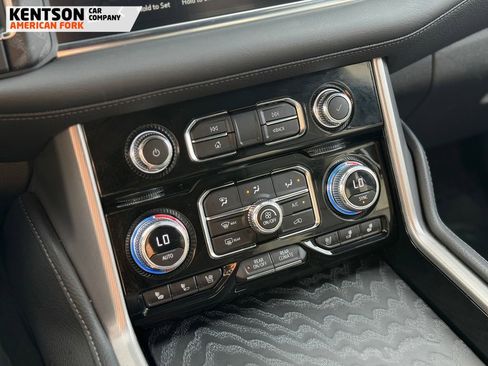 Used 2023 GMC Yukon Denali image 30