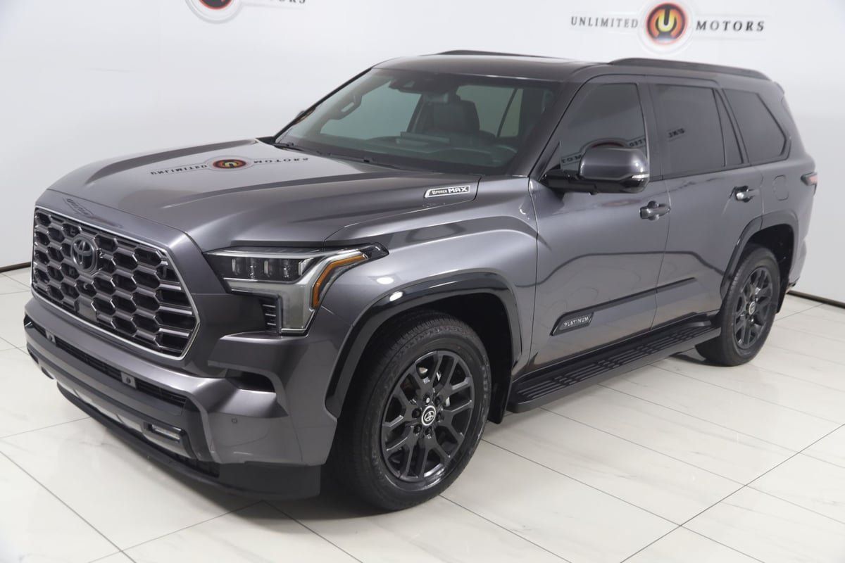 Used 2024 Toyota Sequoia Platinum AWD/4WD image 25