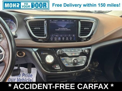Used 2019 Chrysler Pacifica Limited w/ Advanced Safetytec Group FWD image 22