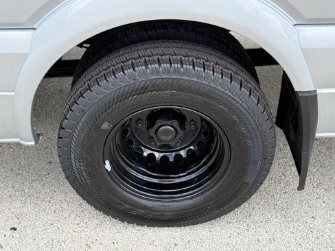 Used 2015 Mercedes-Benz Sprinter 3500 w/ Window Fleet Package image 27