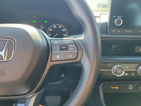 Used 2024 Honda CR-V LX image 23