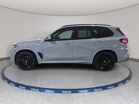 Used 2024 BMW X5 sDrive40i w/ M Sport Package RWD image 11