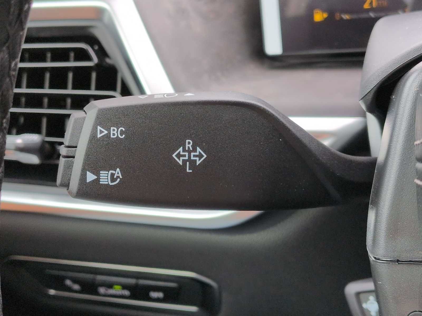 Used 2027 BMW X7 xDrive40i AWD/4WD image 29
