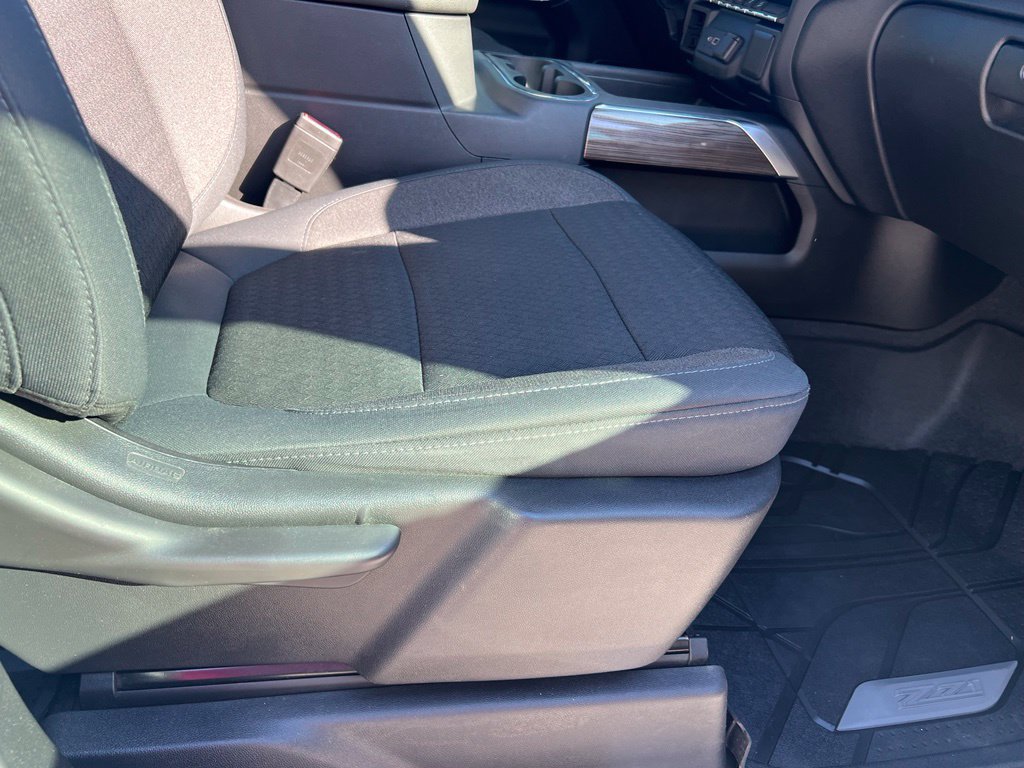 Used 2019 Chevrolet Silverado 1500 RST w/ All-Star Edition AWD/4WD image 29