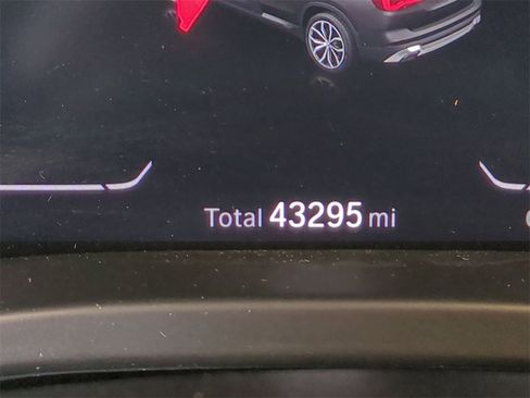 Used 2022 BMW X3 xDrive30i w/ Premium Package 2 image 21