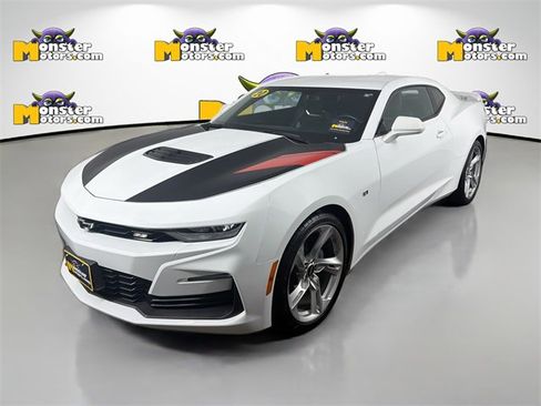 Used 2020 Chevrolet Camaro SS image 1