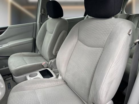 Used 2015 Nissan Quest S image 7