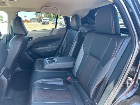 Used 2024 Subaru Crosstrek 2.5i Limited w/ Crosstrek Mirror Package AWD/4WD image 23