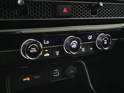 Certified 2024 Honda Civic Sport image 29