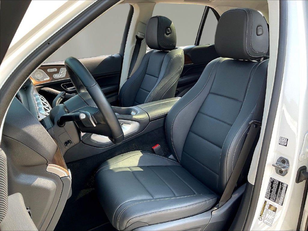Used 2025 Mercedes-Benz GLE 350 4MATIC image 23