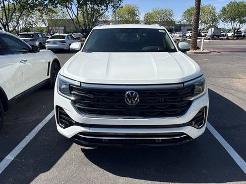 Used 2024 Volkswagen Atlas Cross Sport SEL R-Line image 6