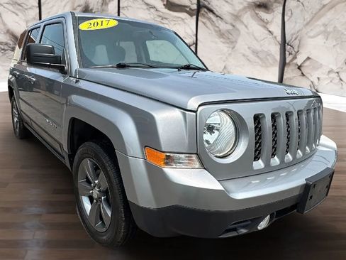 Used 2017 Jeep Patriot Sport w/ Power Value Group AWD/4WD image 9