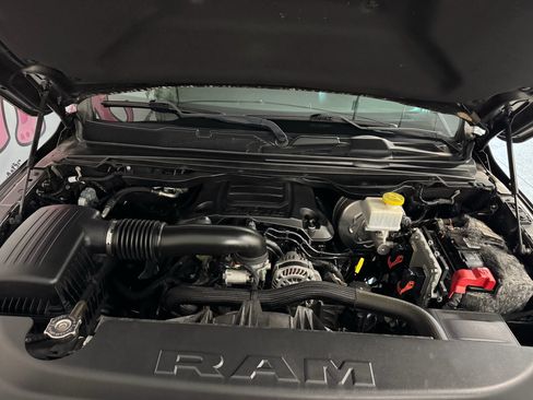 Used 2019 RAM 1500 Tradesman AWD/4WD image 6