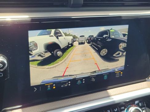 Used 2023 GMC Sierra 1500 Denali AWD/4WD image 28