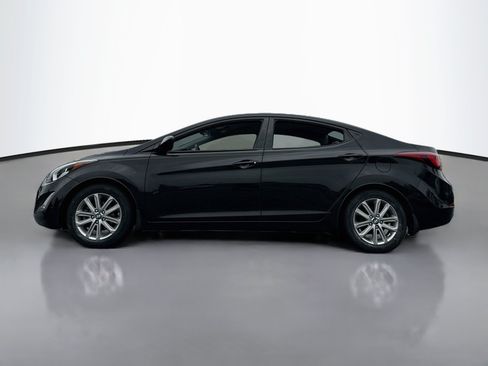 Used 2016 Hyundai Elantra SE w/ Option Group 02 FWD image 4