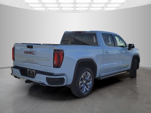 New 2026 GMC Sierra 1500 Denali w/ Denali Reserve Package AWD/4WD image 4