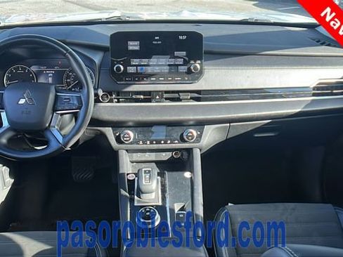Used 2024 Mitsubishi Outlander SE image 22