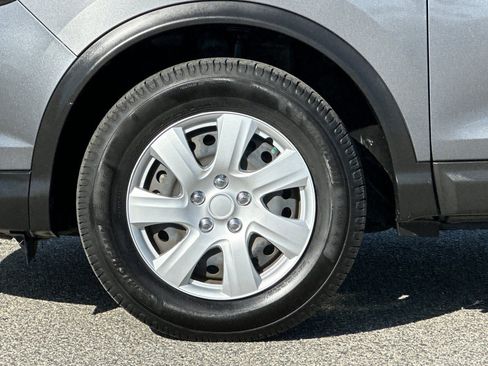 Used 2019 Nissan Rogue Sport S image 23