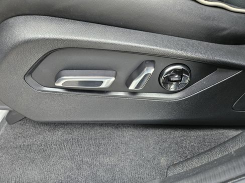 Used 2024 Acura MDX SH-AWD w/ Advance Package image 9