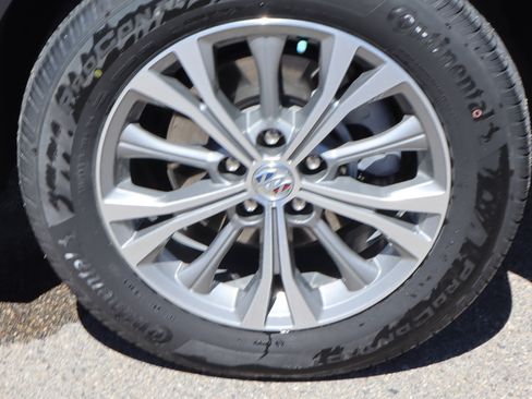 Used 2023 Buick Envision Preferred AWD/4WD image 17