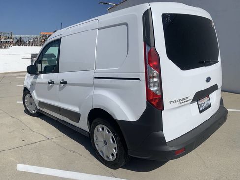 Used 2017 Ford Transit Connect XL FWD image 5