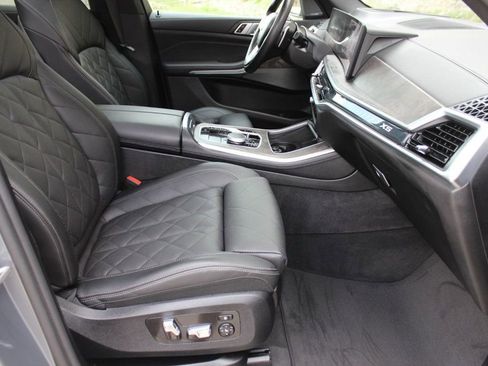 Used 2025 BMW X5 xDrive40i image 22