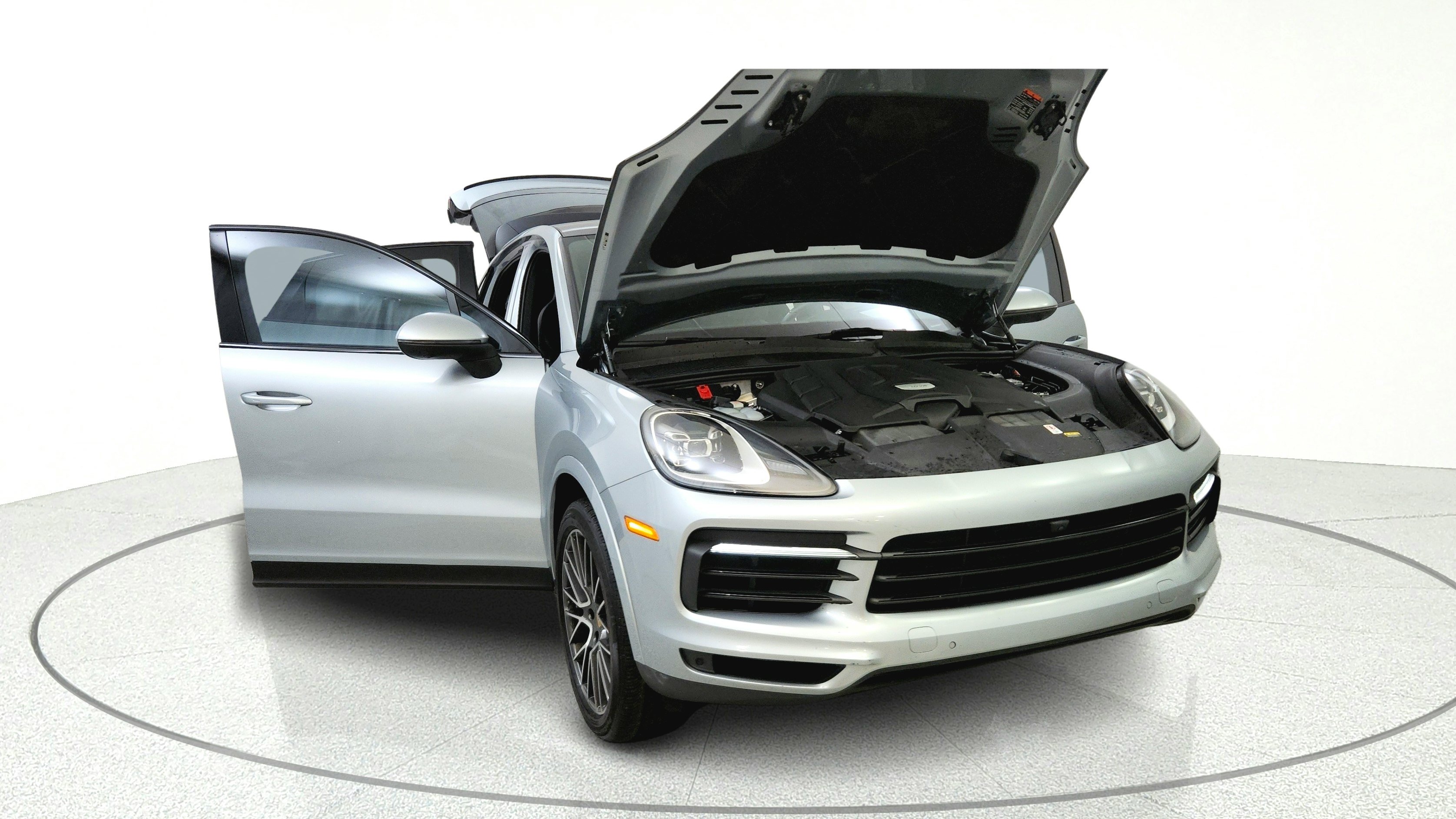 Used 2023 Porsche Cayenne Coupe AWD/4WD image 9