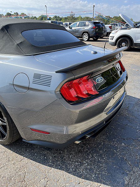 Used 2022 Ford Mustang GT Premium w/ GT Performance Package RWD image 9