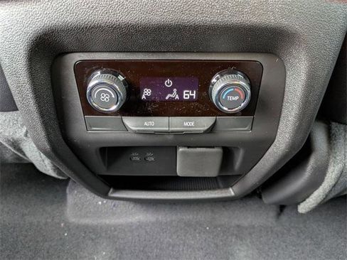 New 2026 Chevrolet Traverse Z71 w/ Driver Confidence Package image 25