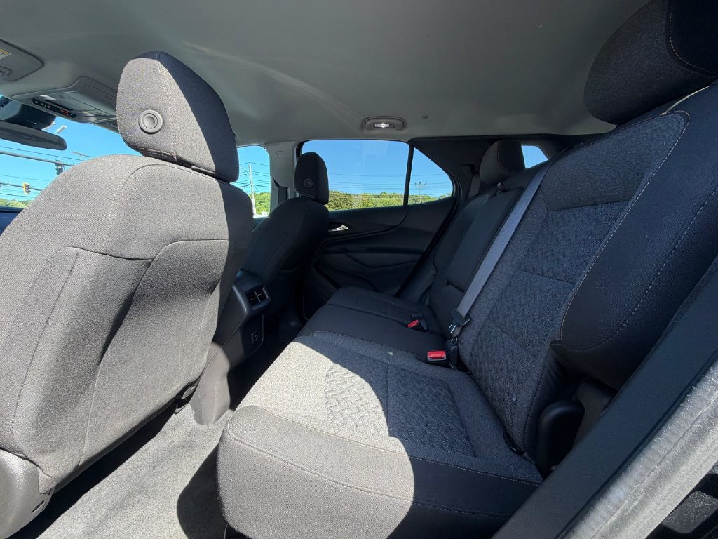 Used 2024 Chevrolet Equinox LT AWD/4WD image 16